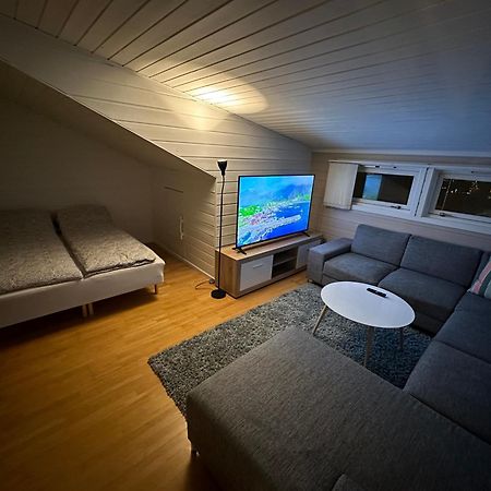 Cozy House In The Heart Of Tromsdalen. Central Tromso Exterior photo